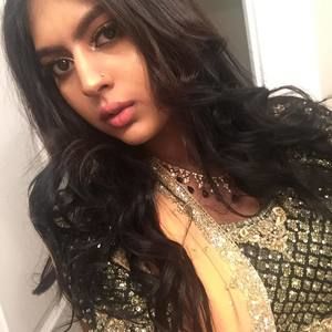 Meet your Posher, Shruti